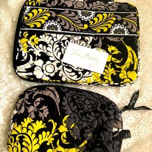 Vera Bradley Tablet Case/As a Bonus Make up case